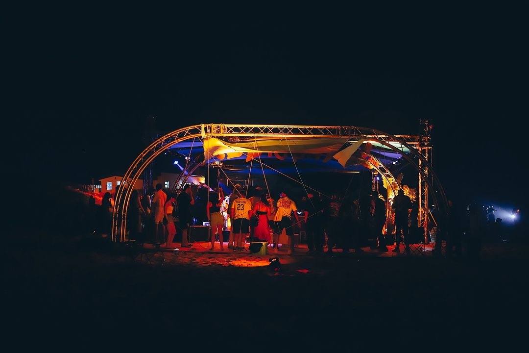Chapter VI of Wabi, the open-air structure at night