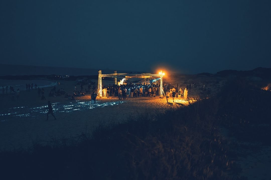 Chapter VI of Wabi, the open-air structure at night
